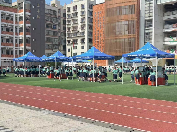 “筑梦科技，走进梦想”——福清实验小学联合福州科技馆科普大篷车迎来奇妙科普之旅