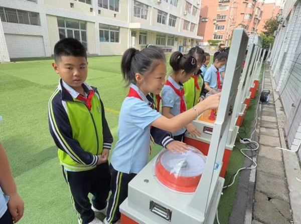 “少年逐光，探秘无限”——台江第二实验小学相约福州科技馆共探科学秘境