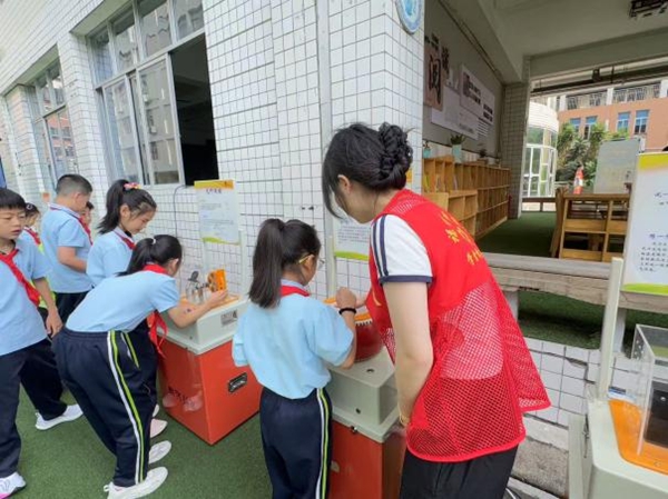 “少年逐光，探秘无限”——台江第二实验小学相约福州科技馆共探科学秘境
