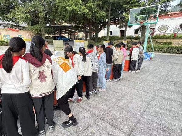 “科技大篷车,点燃科学梦”——长乐区鹤上镇中心小学相约福州科技馆共探科学秘境 “科技大篷车,点燃科学梦”——长乐区鹤上镇中心小学相约福州科技馆共探科学秘境