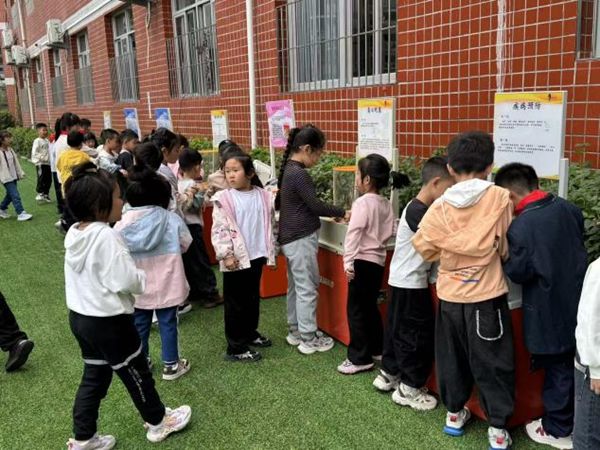 “玩转科学,车享快乐”——福州科技馆携手福州市远洋小学共赴趣味科学之约 “玩转科学,车享快乐”——福州科技馆携手福州市远洋小学共赴趣味科学之约