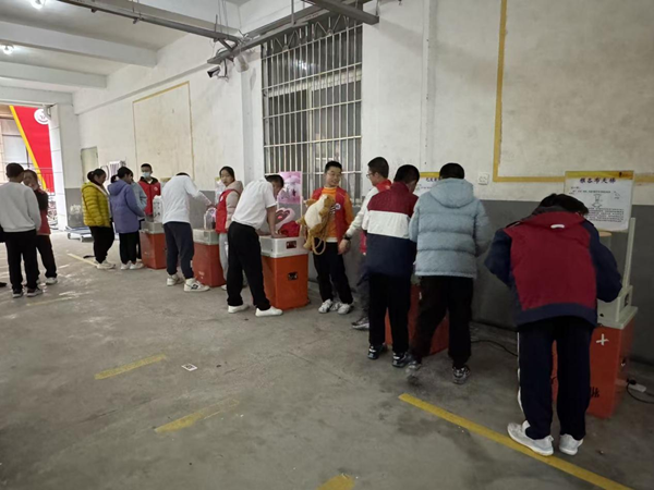 “百年烟山擎华梦，毓英骐骥跃新元”——福州第十六中学与科学的奇妙邂逅