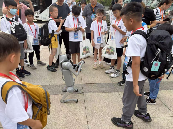 科技点亮童心，融合连接未来——福州科技馆科普大篷车驶入福州大学附属实验学校