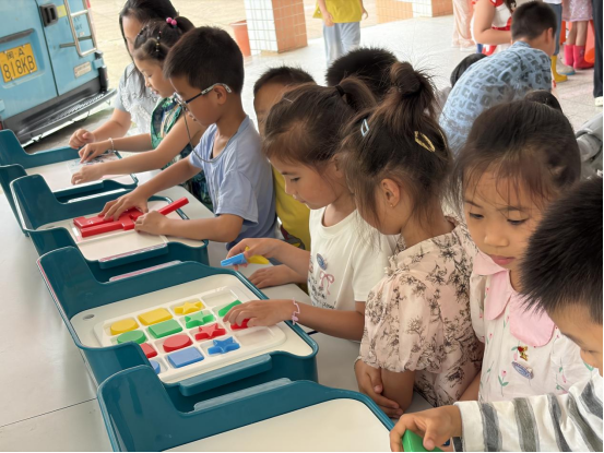 让科学的种子撒向更远的田野 ——科技馆助力连江黄岐中心小学第三届科技节