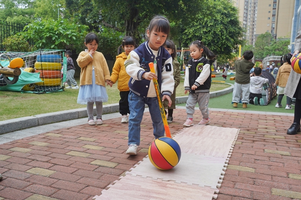 福州科技馆眼健康分馆开展第二届仓山区儿童青少年近视防控趣味运动会