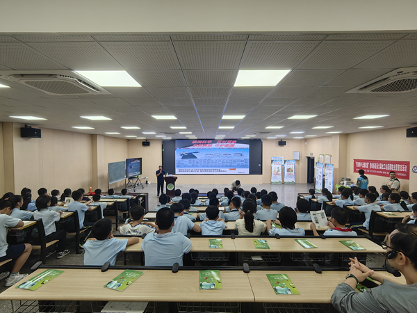 “崇尚科学 无邪校园”反邪教警示宣传教育走进台江第二实验小学