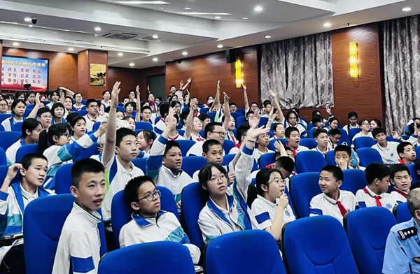 福州市反邪教协会联合多部门开展“反邪同行 共筑平安”校园主题活动