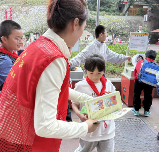 寓教于乐启童心，反邪故事伴成长 ——福州反邪教宣传进校园