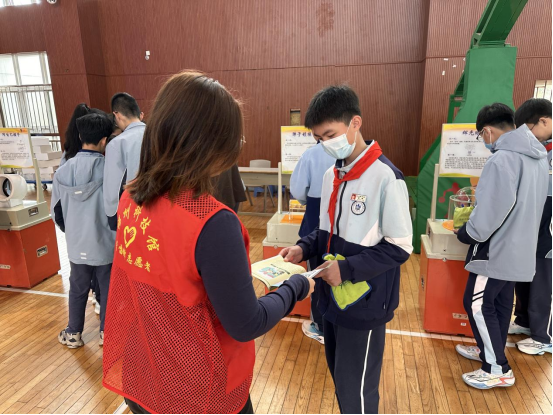 福州市反邪教协会走进文笔中学 为青春撑起“防护伞”