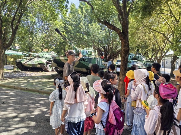 “探索国防科技 点燃科学梦想”闽都科普研学行活动圆满完成