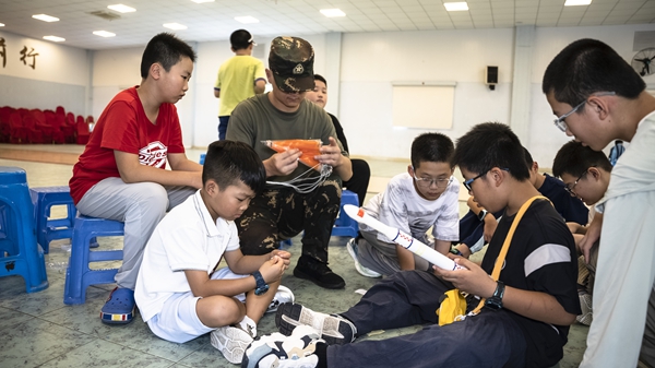 “探索国防科技 点燃科学梦想”闽都科普研学行活动圆满完成