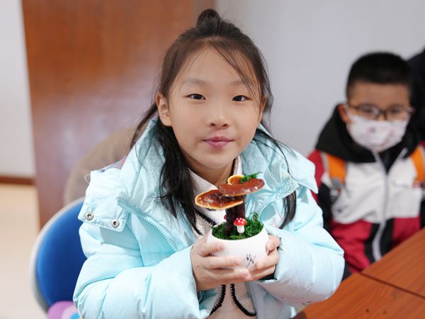 灵芝闽都研学行：探秘「仙草」背后的科学密码