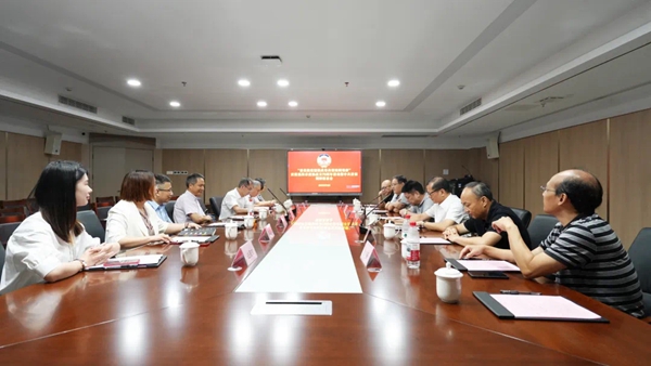 “委员提案履职成果典型案例观摩” 省、市政协领导参观调研福州科技馆